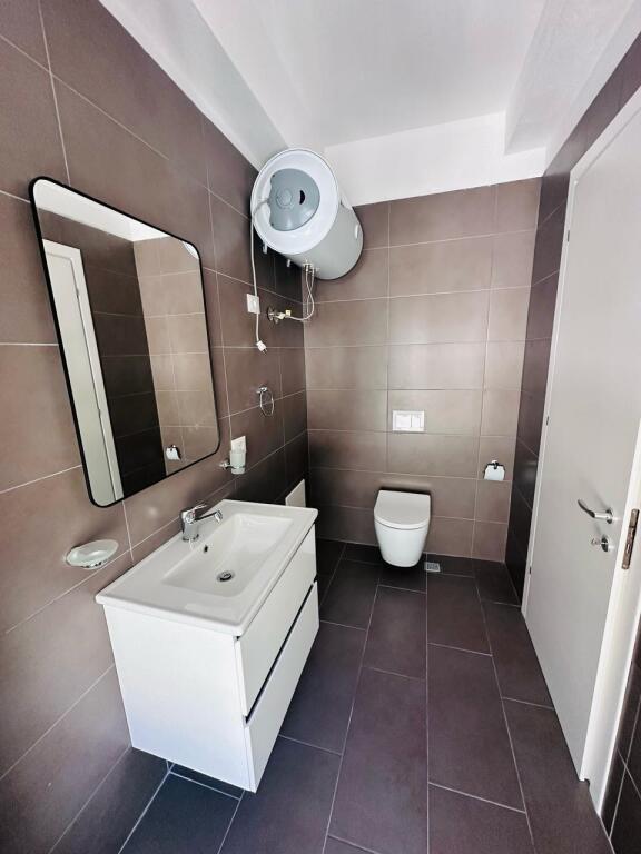 Appartamento in Affitto 2+1+2 Bagni 1 Balcone + 1 Posto Auto