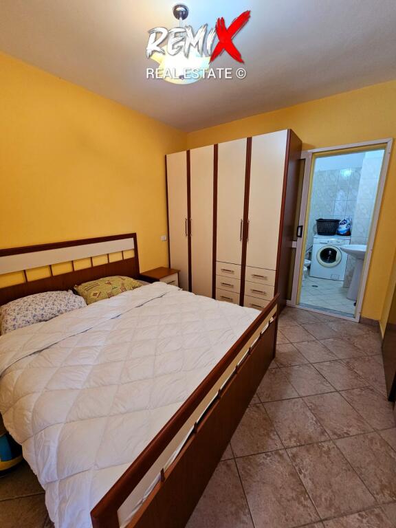 APARTAMENT PER SHITJE PRANE SHKEMBIT TE KAVAJES