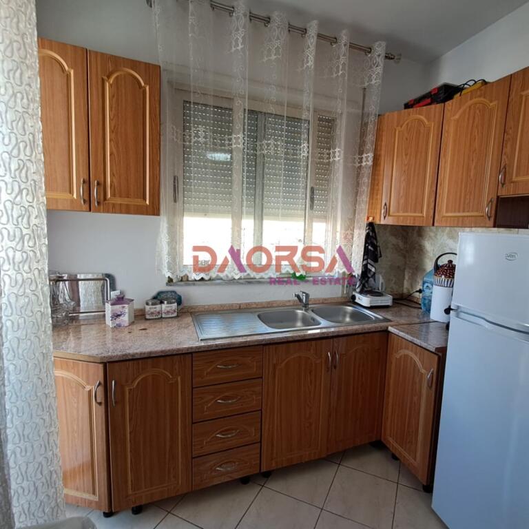 🔥 OKAZION – APARTAMENT 1+1 NË SHITJE 📍 Drejtoria e Policisë – Durrës