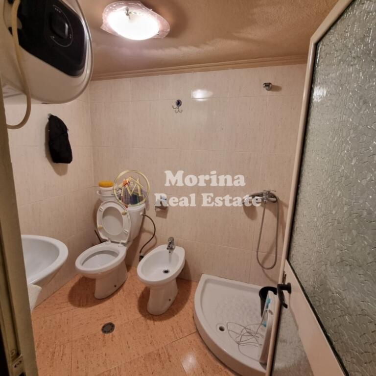 Affitto, Locale Commerciale Duplex, , Via Durazzo, 1300 Euro/ Mese