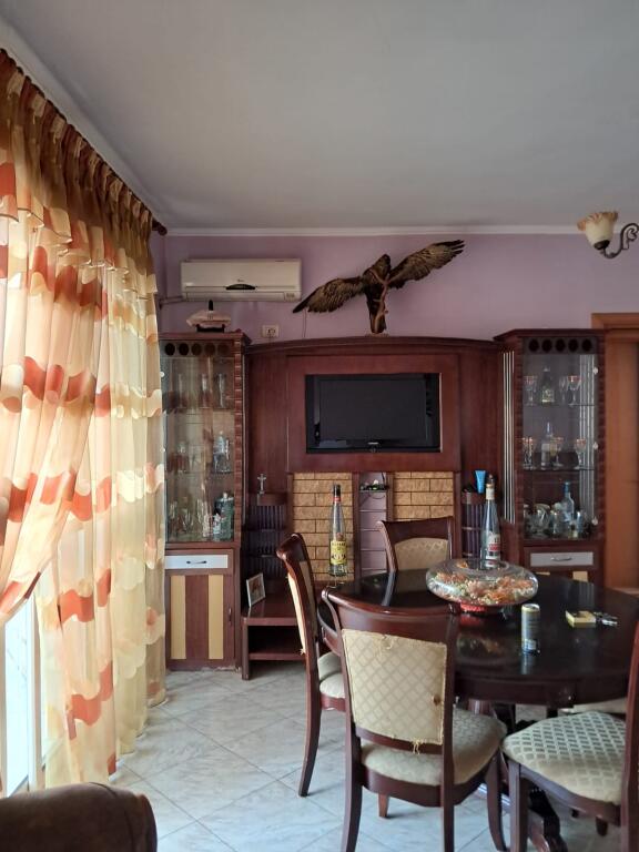 APPARTAMENTO 2+1 CON VISTA MARE – SPIAGGIA, DURRËS