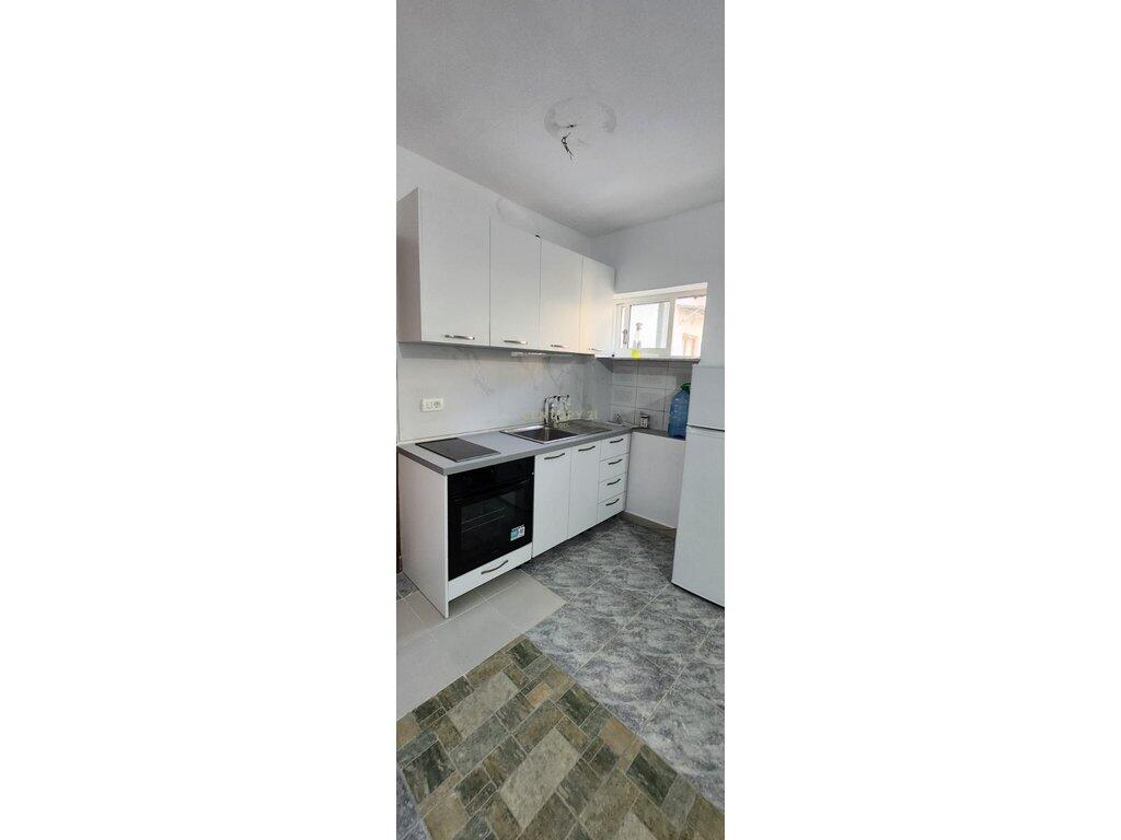 APARTMENT 2+1 FOR RENT IN NEIGHBORHOOD 6 NEAR EFTALI KOCI SCHOOL !