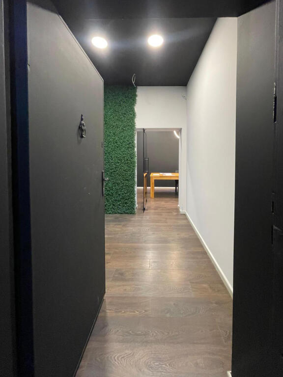 OFFICE FOR RENT IN BLLOK!