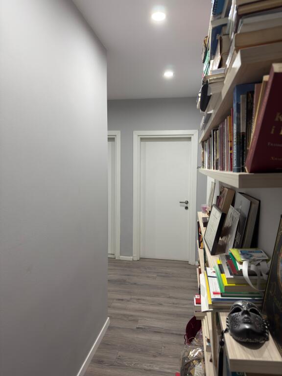 APARTAMENT ME QERA 2+1