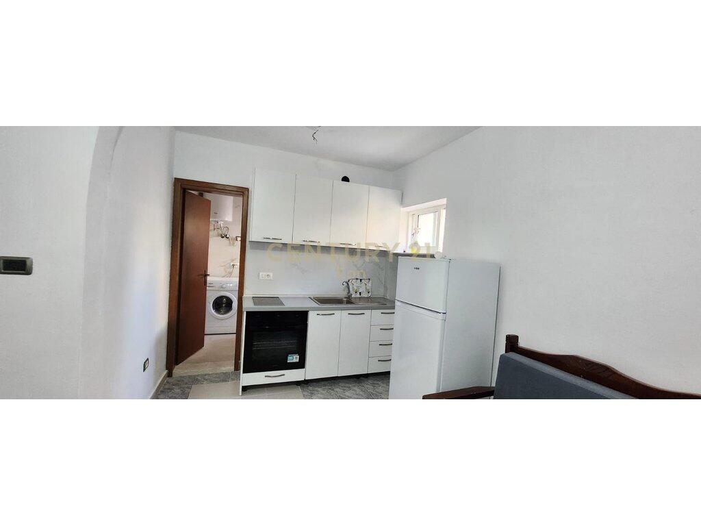 APARTMENT 2+1 FOR RENT IN NEIGHBORHOOD 6 NEAR EFTALI KOCI SCHOOL !