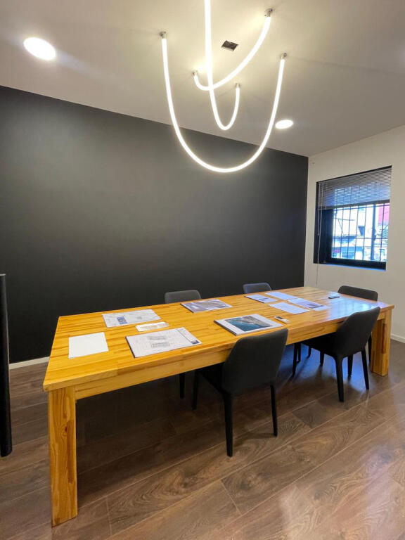 OFFICE FOR RENT IN BLLOK!