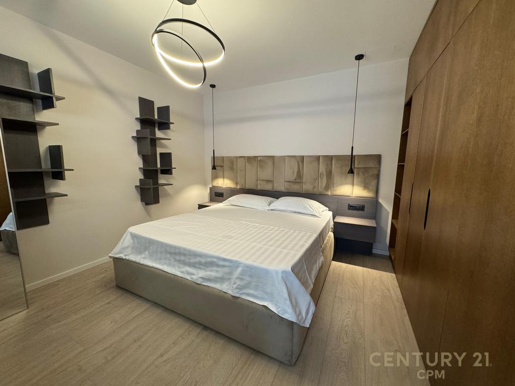 🏙️ Studio Apartment for Rent – Beginning of the New Bazaar, Near the Center