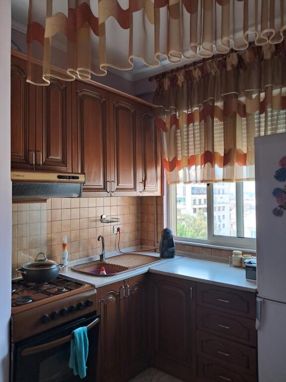 APPARTAMENTO 2+1 CON VISTA MARE – SPIAGGIA, DURRËS