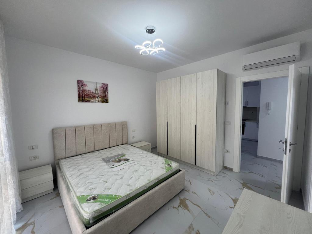 🏡 Affittasi Appartamento 2+1 + Posto Auto – Mercato Elettrico