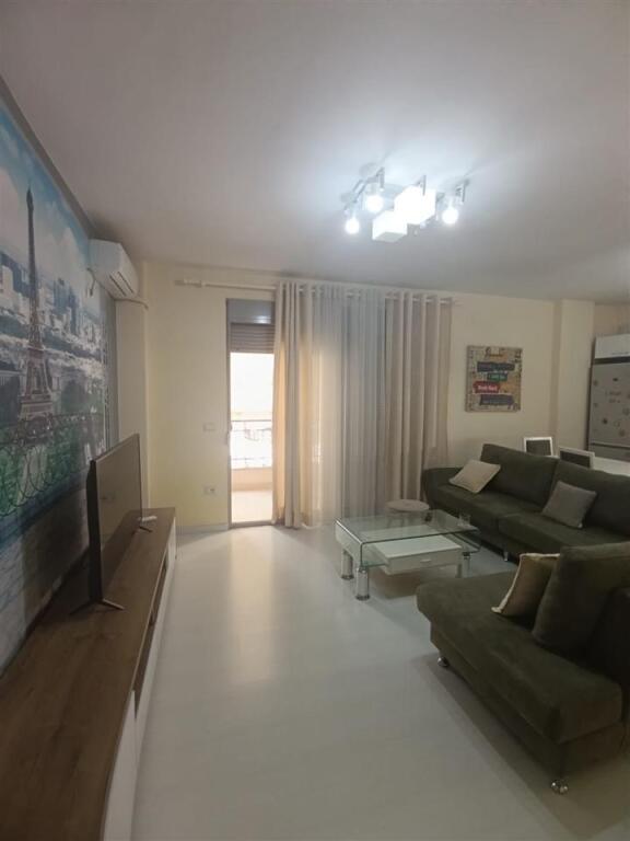 AFFITTASI 1+1 LAGO ASCIUTTO 500 EURO