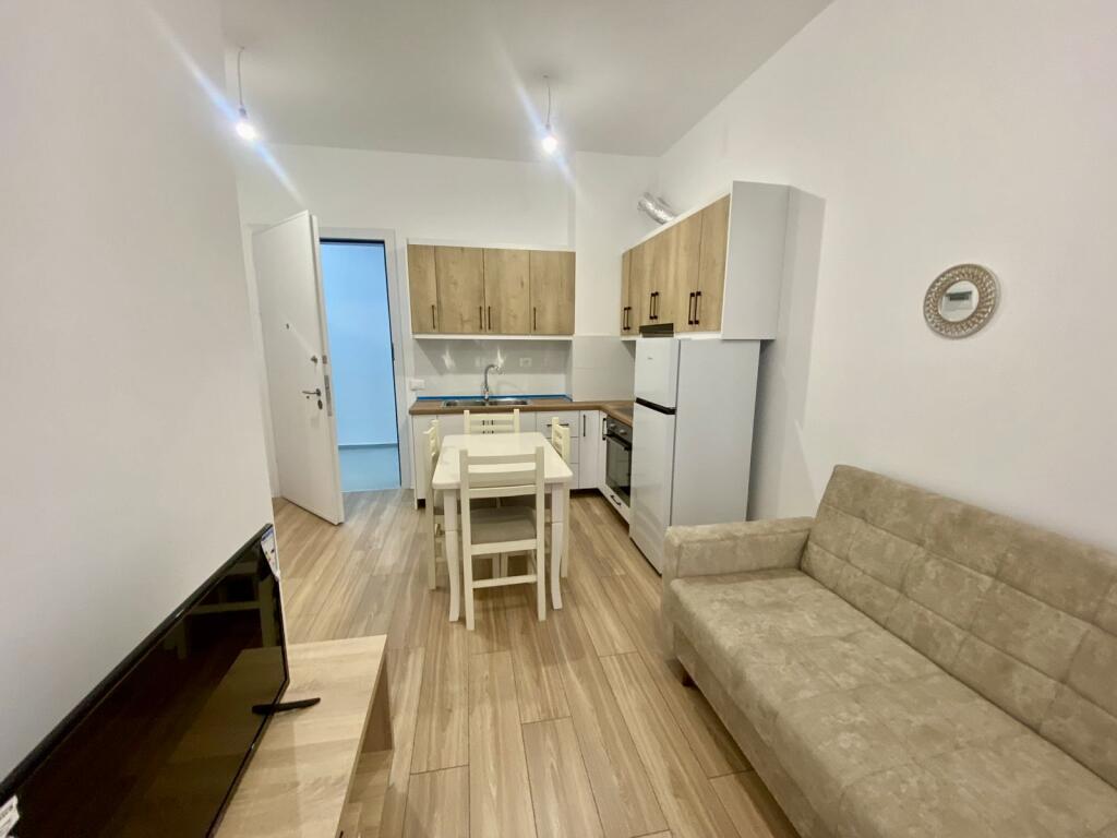 Affittasi 1+1+balcone a Mangalem 21, Ali Dem