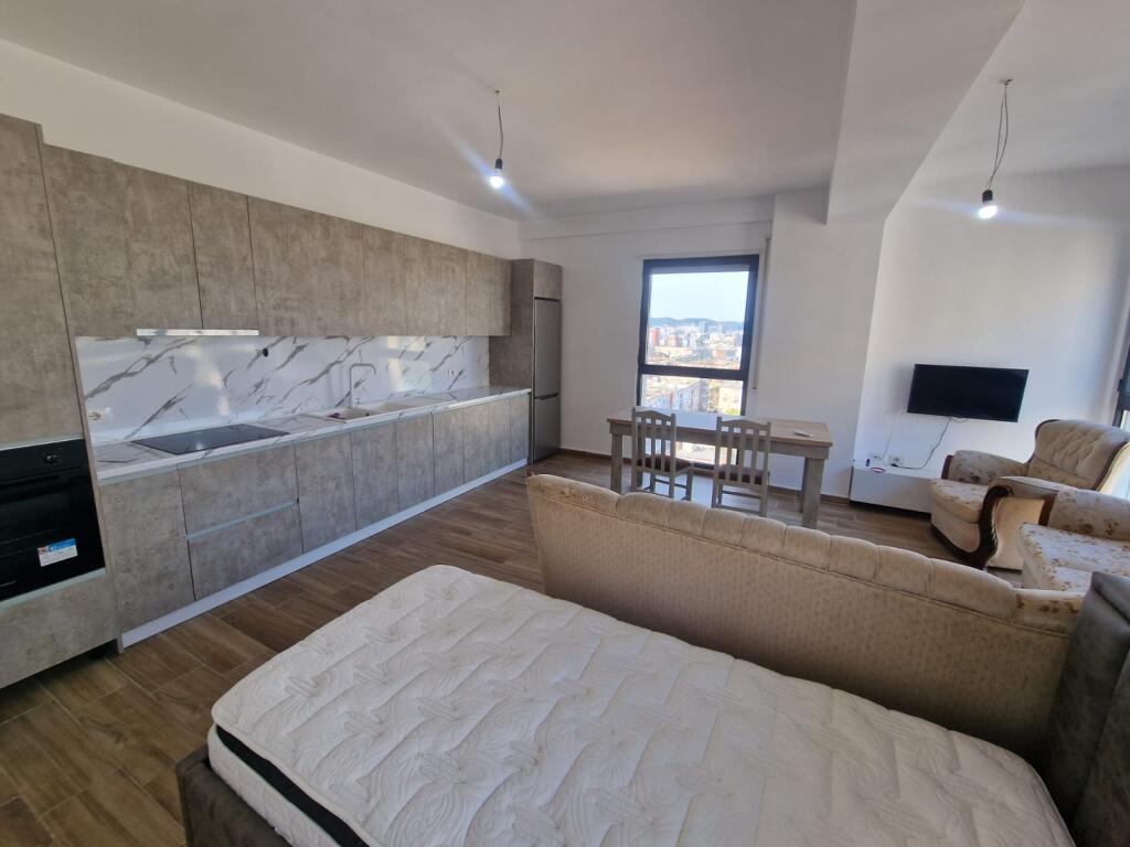 Modern 1+1 apartment for rent in the "Zirkon" complex at Pediatrics