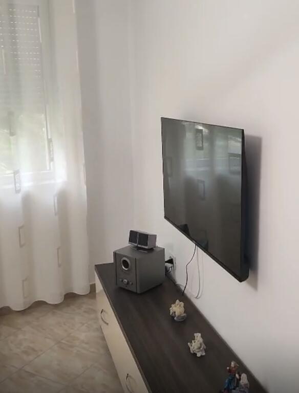 Appartamento 1+1+1 Balcone In Affitto