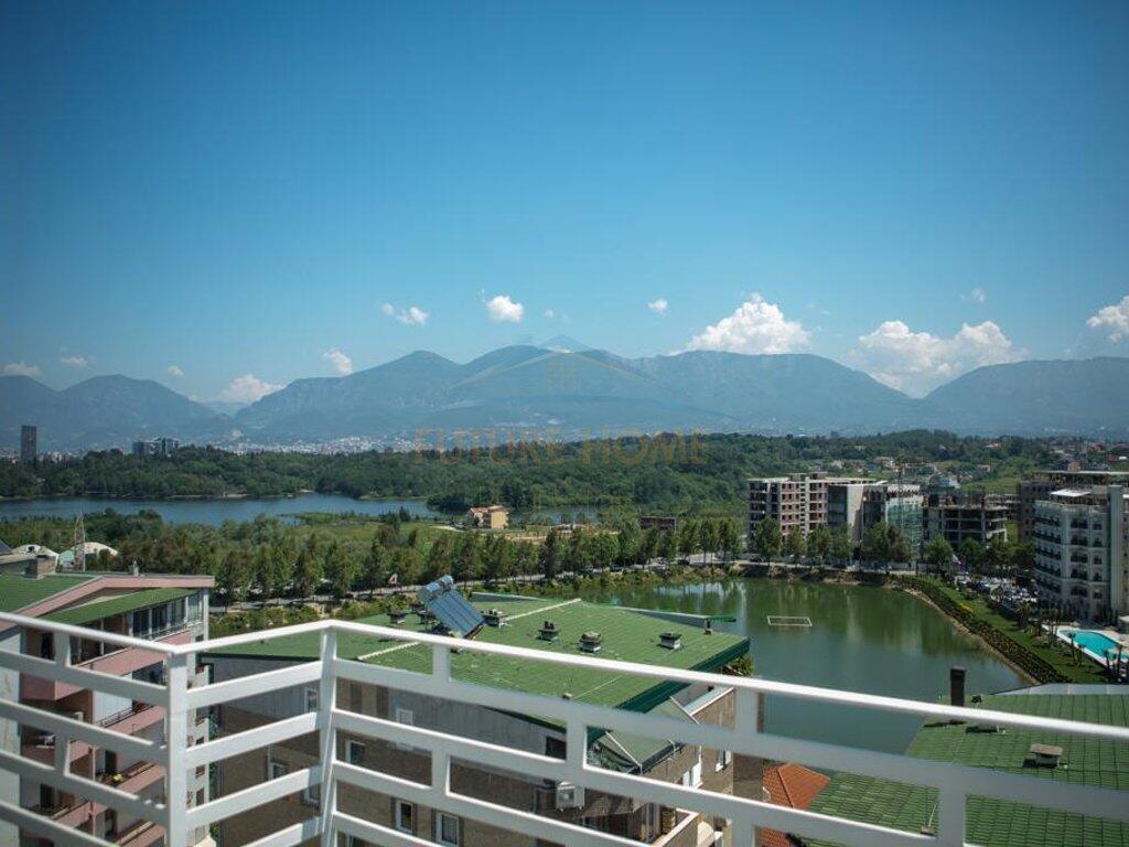 Shitet penthouse 3+1+2 Liqeni i Thate