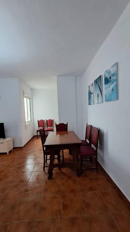 Qera Apartamenti ne Durres Plazh(1+1)