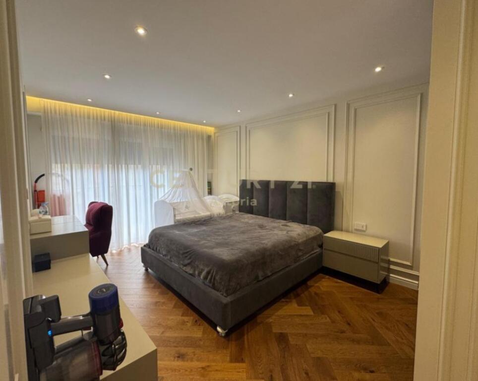 🌟 Appartamento di lusso in affitto a Olympic Residence, Tirana