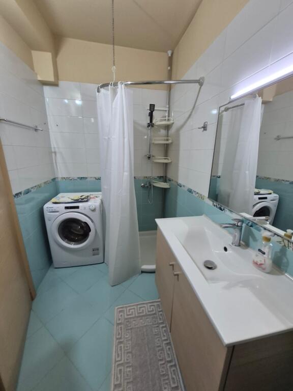 Affittasi appartamento 1+1 vicino al Centro in Via "Siri Kodra".