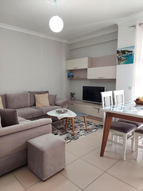 Appartamento 2+2 arredato con superficie di 90m2
