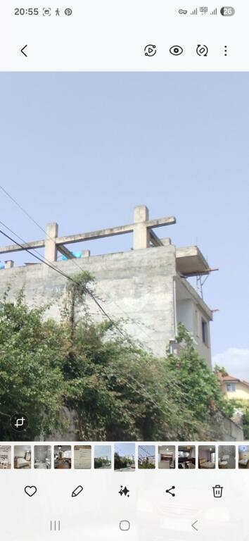 For rent building 3 floors 200 meters floor  600 meters 3300 eu