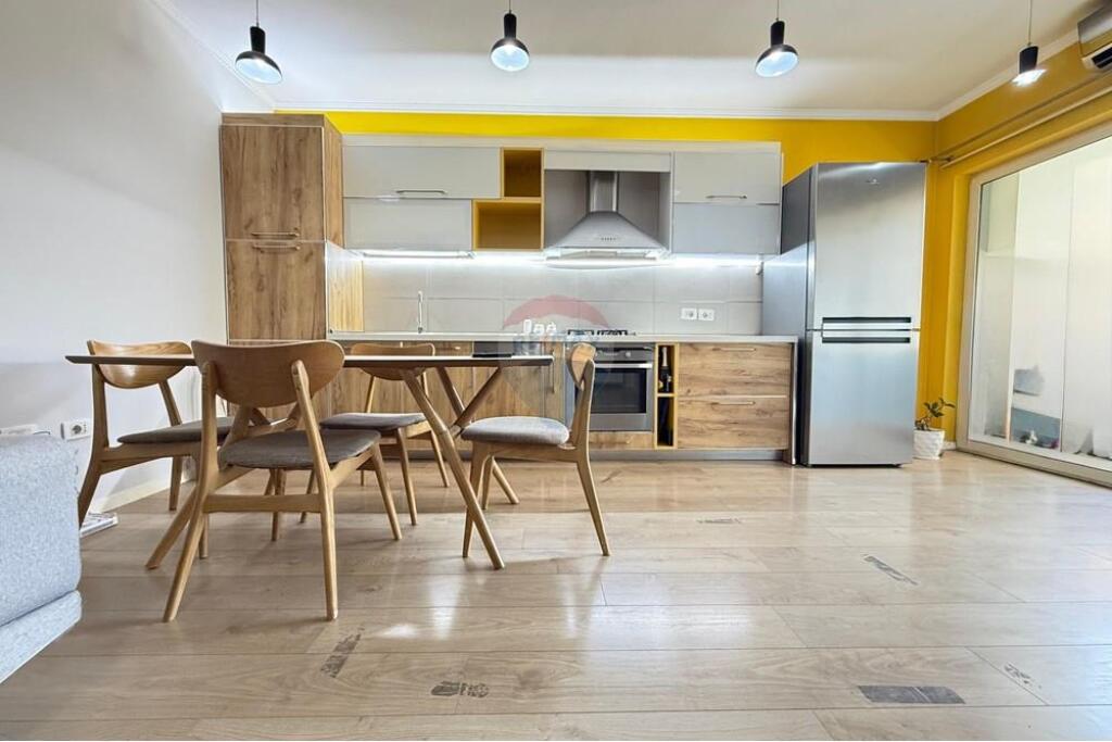 Apartment 2+1 for sale Ndre Mjeda Street 21 Dhjetori !