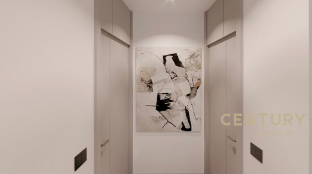 🌟 Luxurious apartment for rent with parking space in Lake View Residence, Tirana