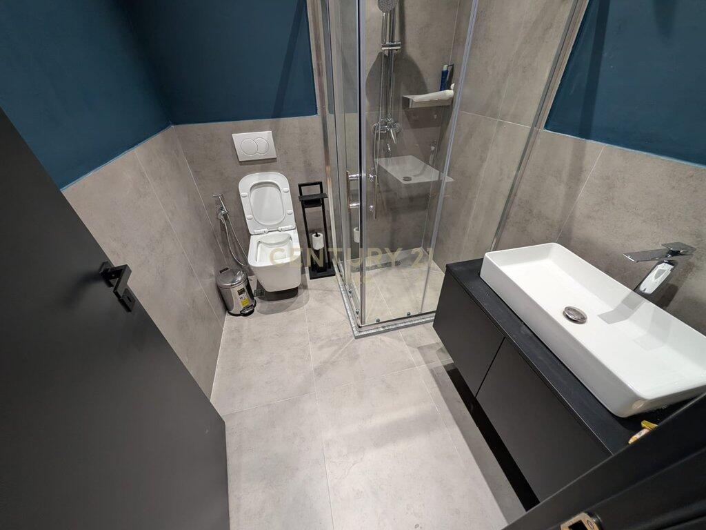 Apartment 1+1 for rent at Myslym Shyri.