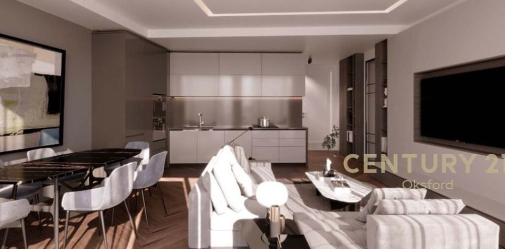🌟 Luxurious apartment for rent with parking space in Lake View Residence, Tirana