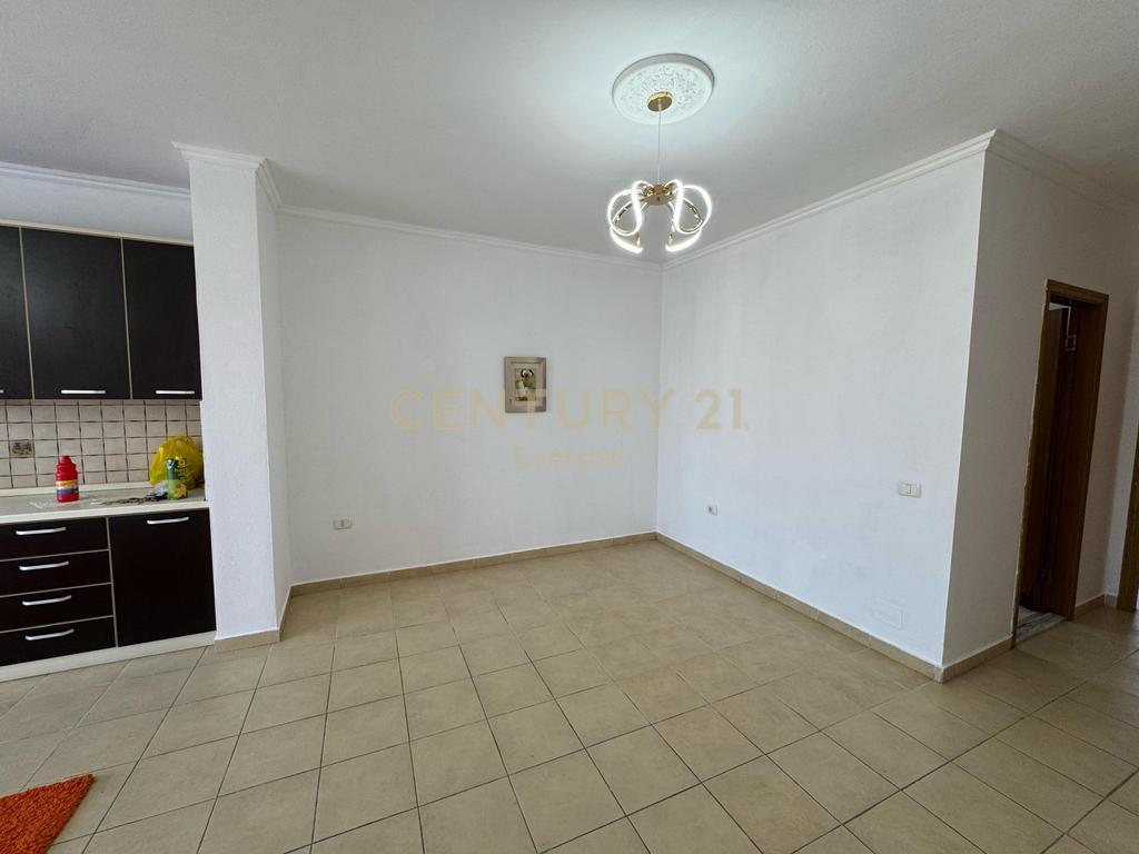 🏠 Apartment 2+1 for Sale – Fresku, Tirana