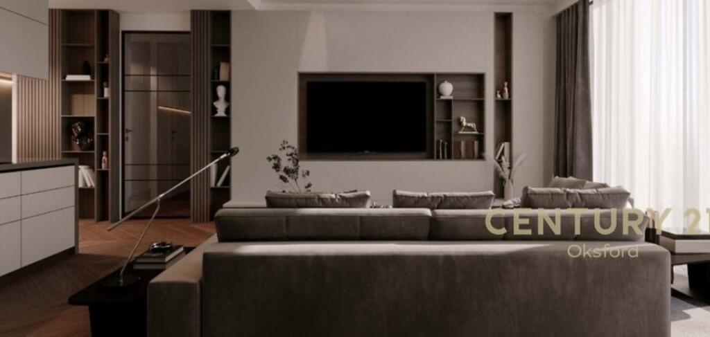 🌟 Luxurious apartment for rent with parking space in Lake View Residence, Tirana