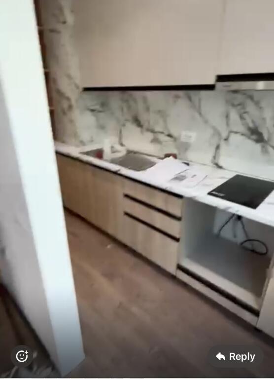 Gazoniere e mobiluar per here te pare,rruga peti liqeni,500 euro i diskutueshem
