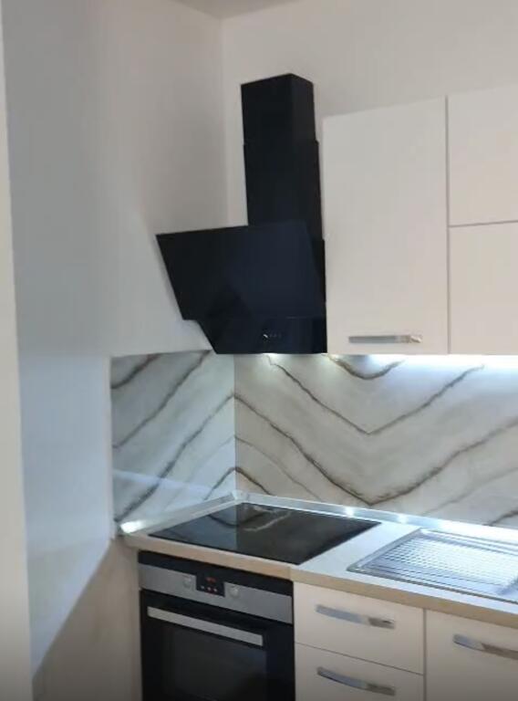 Appartamento 1+1+1 Balcone In Affitto