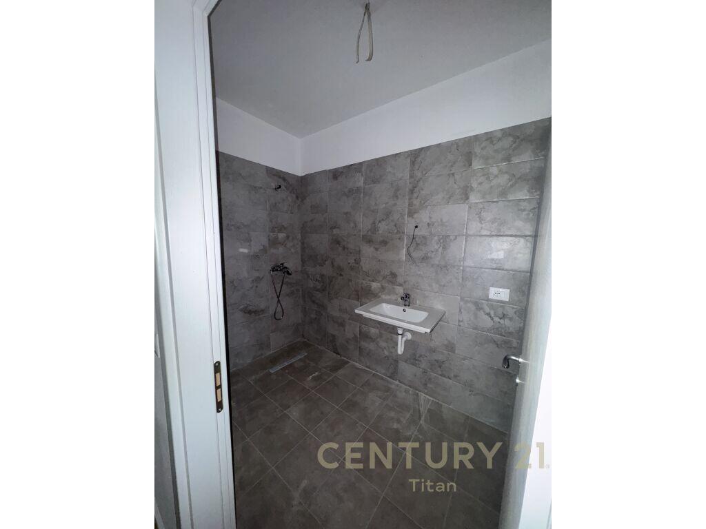 Apartment 2+1+2+Wardrobe for Sale at Trio Towers Tirana