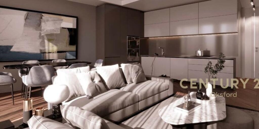 🌟 Luxurious apartment for rent with parking space in Lake View Residence, Tirana
