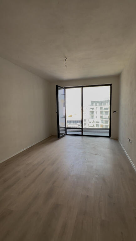 Apartament ne shitje Ish Fusha e aviacionit