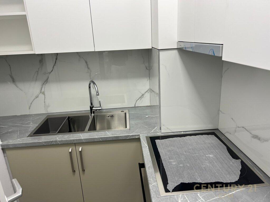 DRY LAKE, APARTMENT 2+1+2+P FOR RENT!
