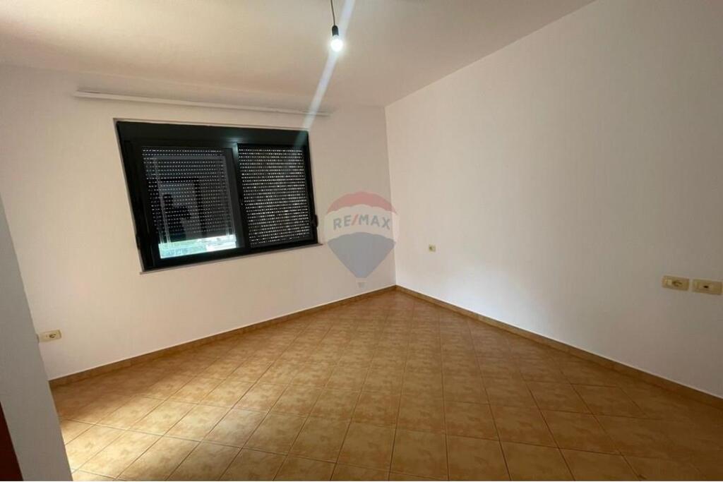 Apartment 2+1 for rent in Astir !