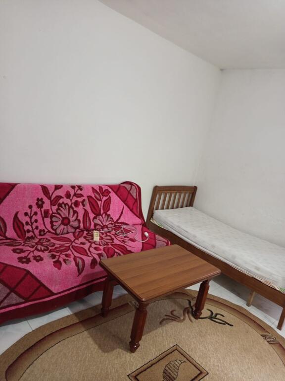 STUDIO 22000 LEKE.ZOGU I ZI