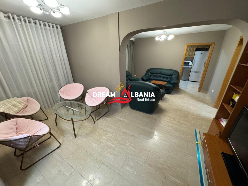 Appartamento 2+1 in vendita in Rr e Dibres, vicino a Medrese, Tirana (ID 4129537)