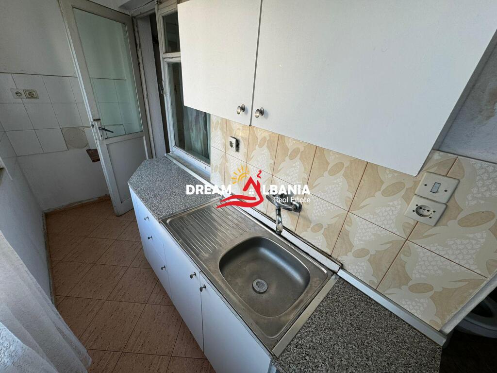 Appartamento 1+1 in affitto Centro, in Viale Zogu 1, vicino a Sigalit (ID 4219379)