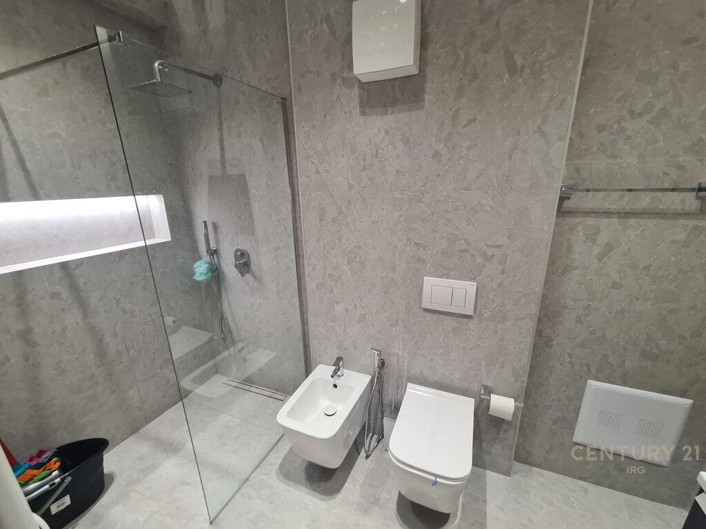 2+1 APARTMENT NEAR THE PARIS MUNICIPALITY!