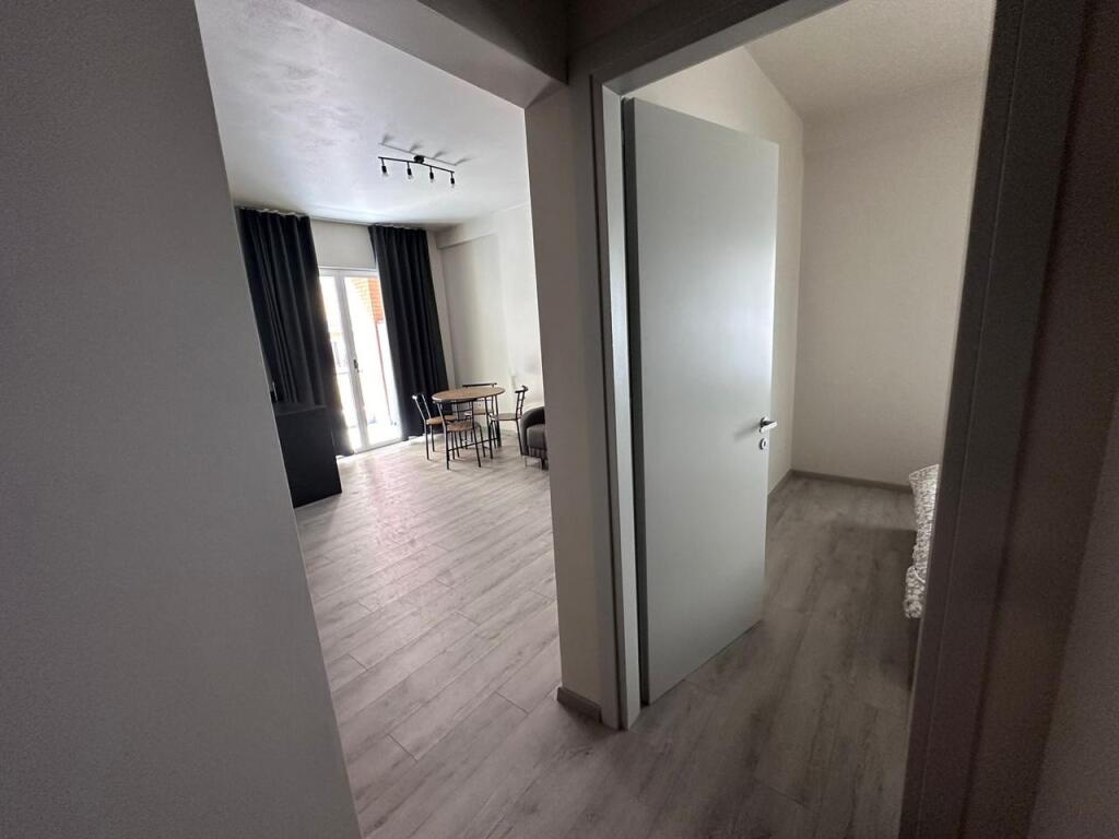 Apartament Lux 1+1 Kopshti zoologjik per qera