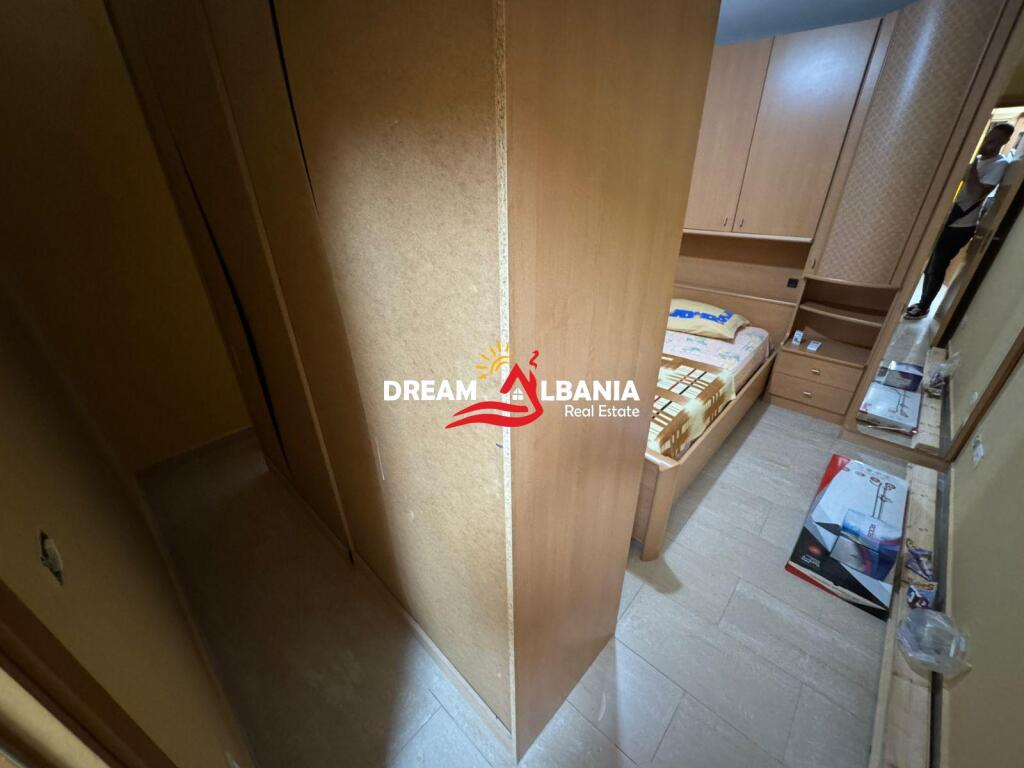 Apartament 2+1 me Qera ne Rr e Dibres, prane Medreses, Tirane (ID 4229460)