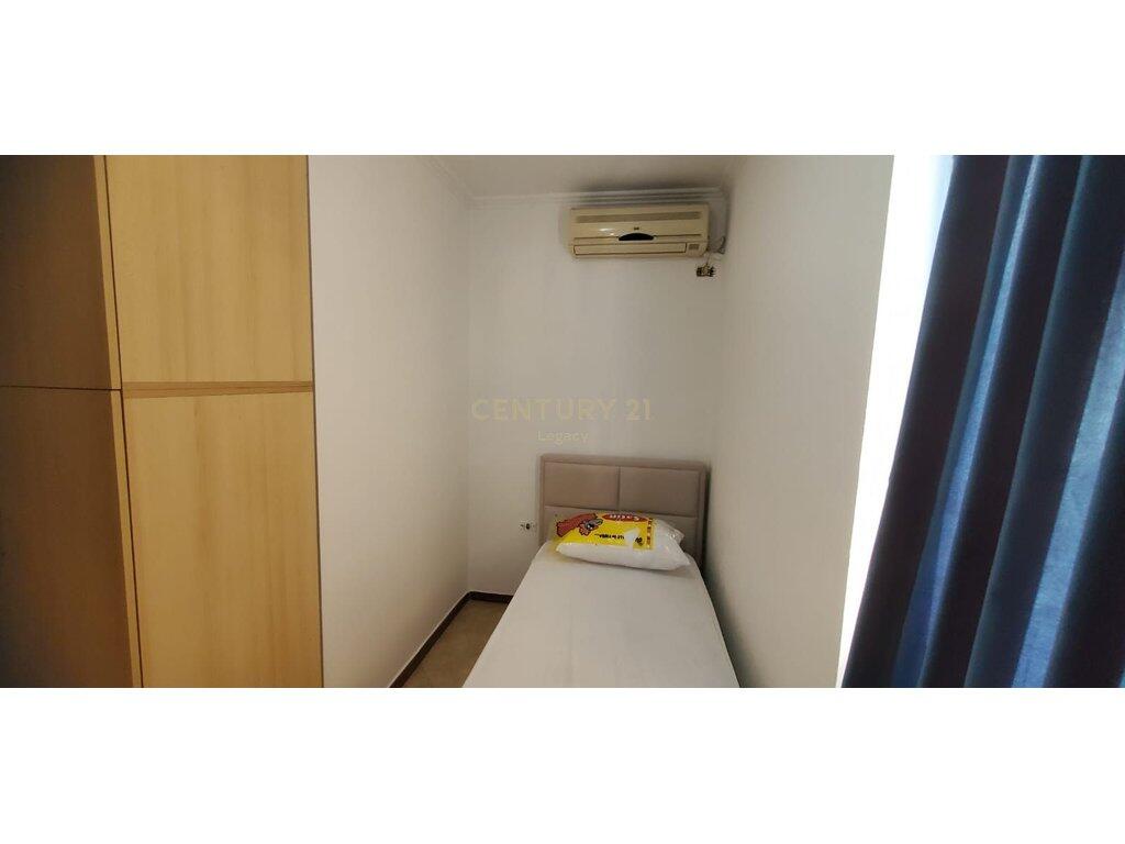 Apartament 2+1 me Qira në Zemër të Tiranës