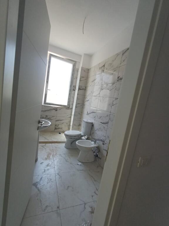 APARTAMENT ME QERA 1+1 ASTIR 400 EURO