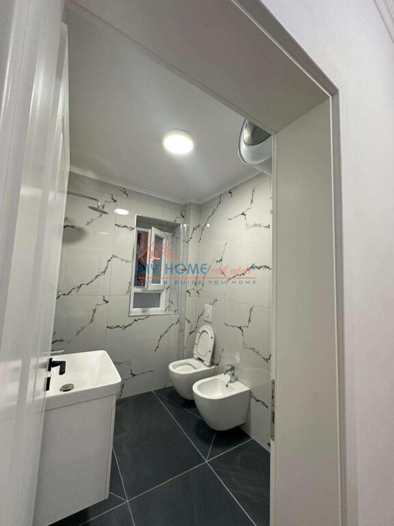 Appartamento 1+1 in vendita Boulevard Zogu i Pare Tirana