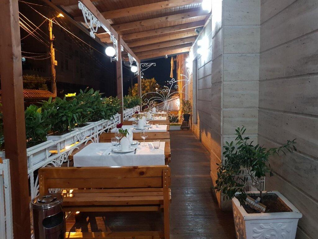 Restaurant for rent, near the "Ismail Qemali" Gymnasium ‼