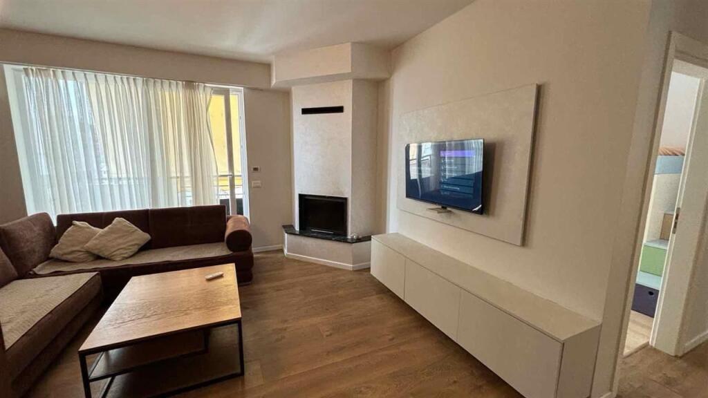 Appartamento 2+1 in affitto in via "5 Maji" vicino a Big Market.