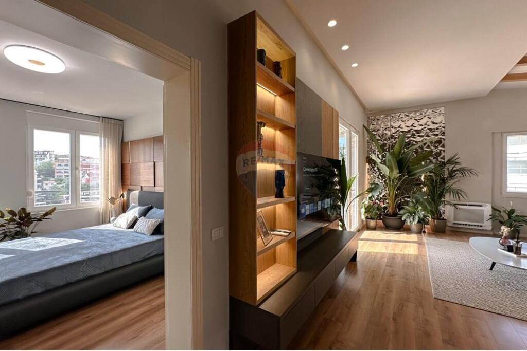 Luxury Penthouse for Sale at Dry Lake!