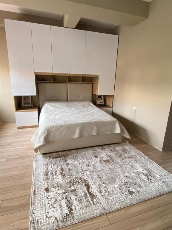 Shitet garsoniere tek kompleksi mangalem