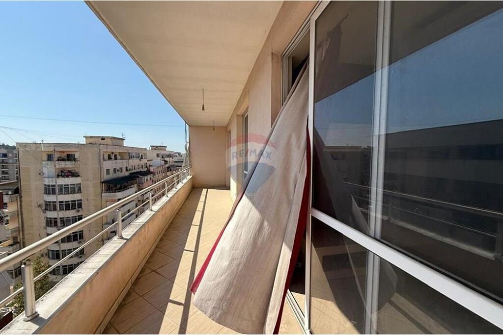 RENT APARTMENT 1+1 ASTIR !.